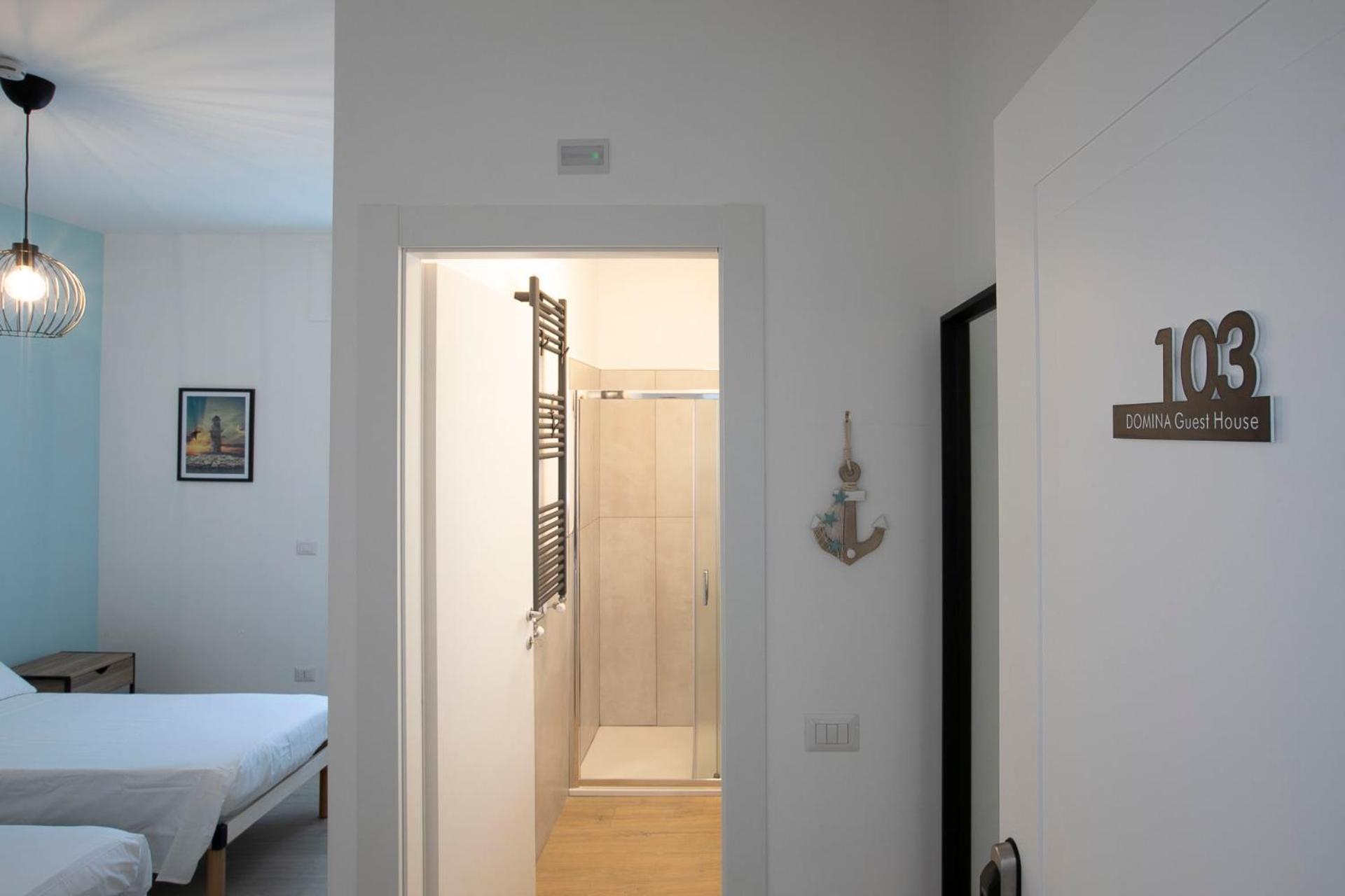 Domina Guest House Ф'юмічіно Екстер'єр фото