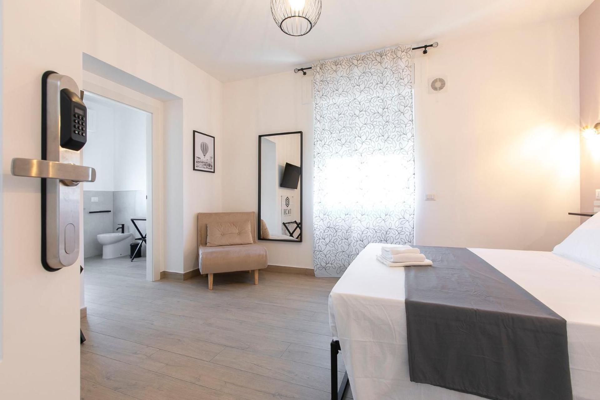 Domina Guest House Ф'юмічіно Екстер'єр фото