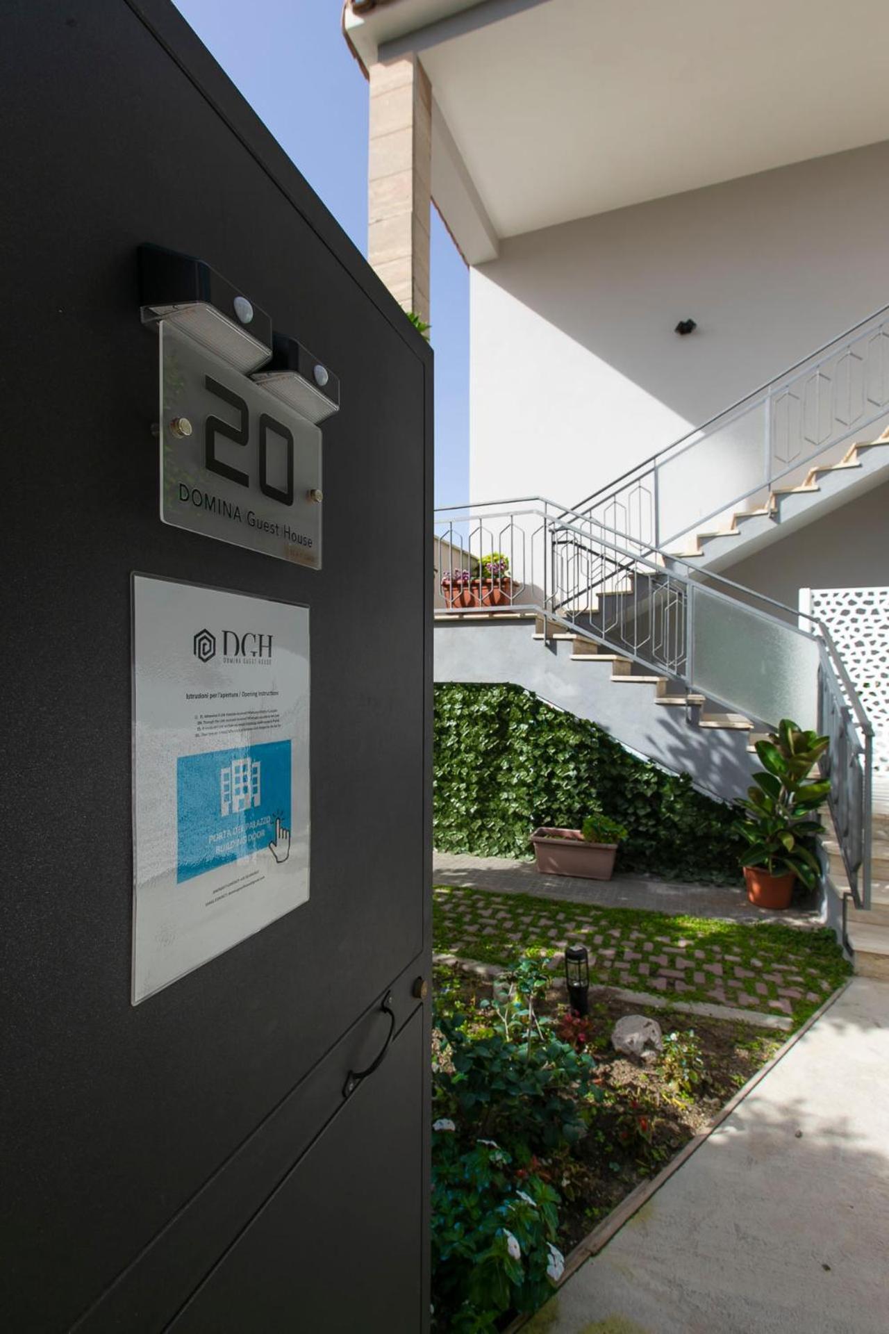 Domina Guest House Ф'юмічіно Екстер'єр фото